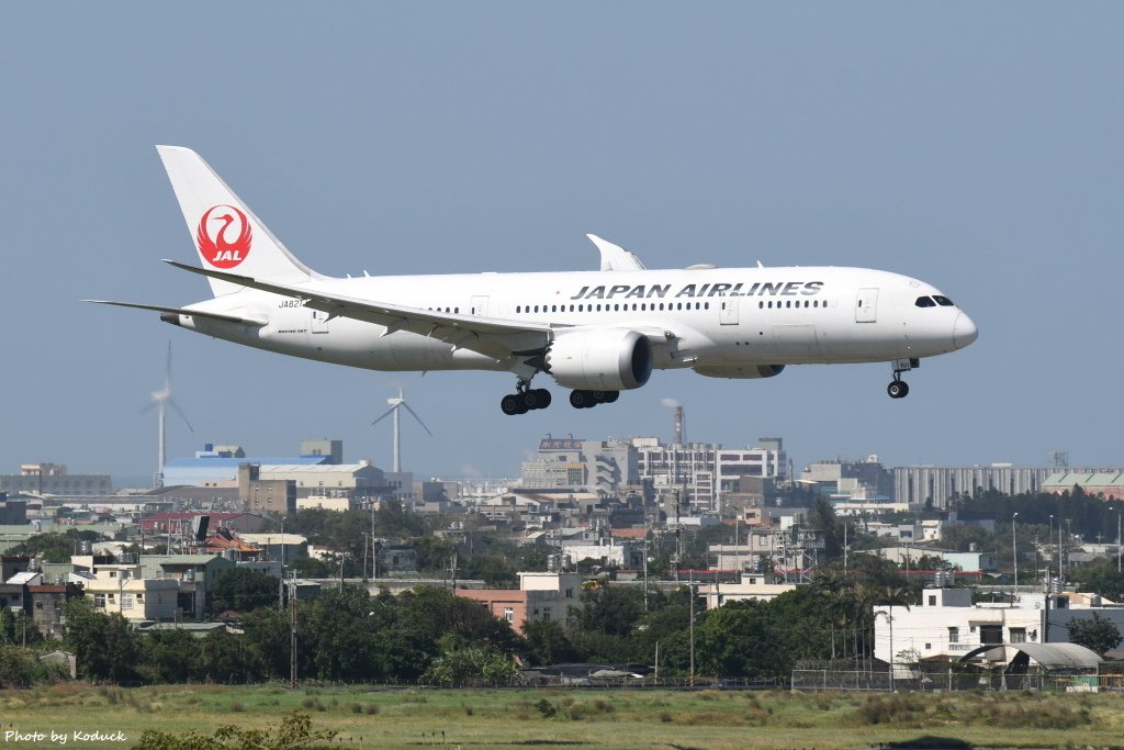 Japan Airlines B787-8 Dreamliner(JA821J)@RCTP_1_20181029.JPG