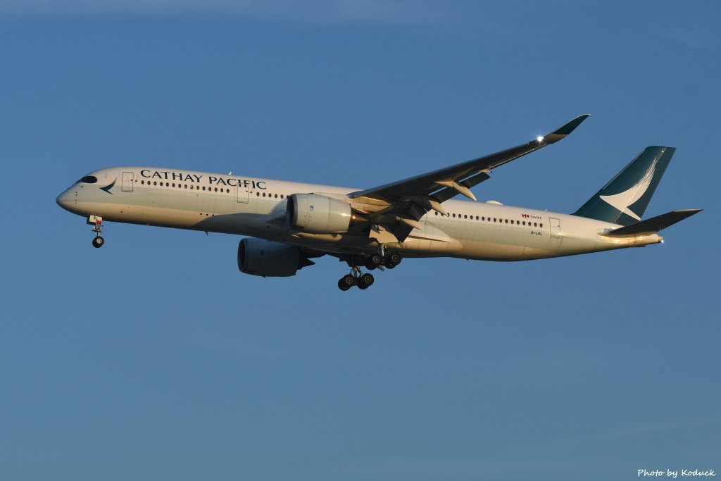 Cathay Pacific A350-941(B-LRL)@RCTP_1_20190806.JPG