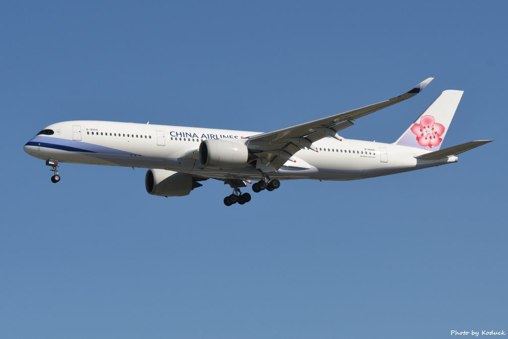 China Airlines A350-941(B-18905)@RCTP_1_20190806.JPG