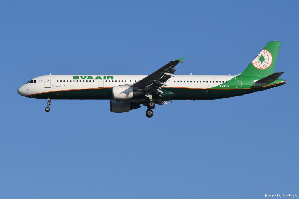 EVA Airways A321-211(B-16201)@RCTP_1_20190806.JPG