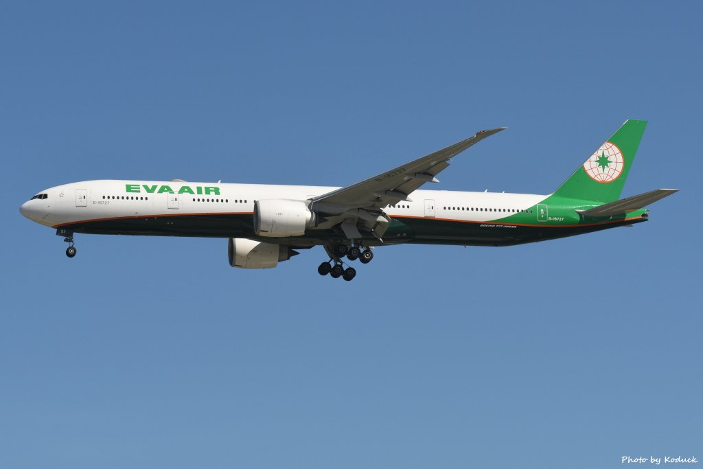 EVA Airways B777-35E(ER)(B-16727)@RCTP_1_20190806.JPG