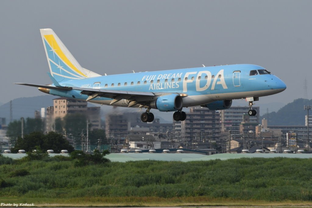 FDA - Fuji Dream Airlines(JA02FJ) Embraer ERJ-170STD@RJNA_3_20190604.JPG