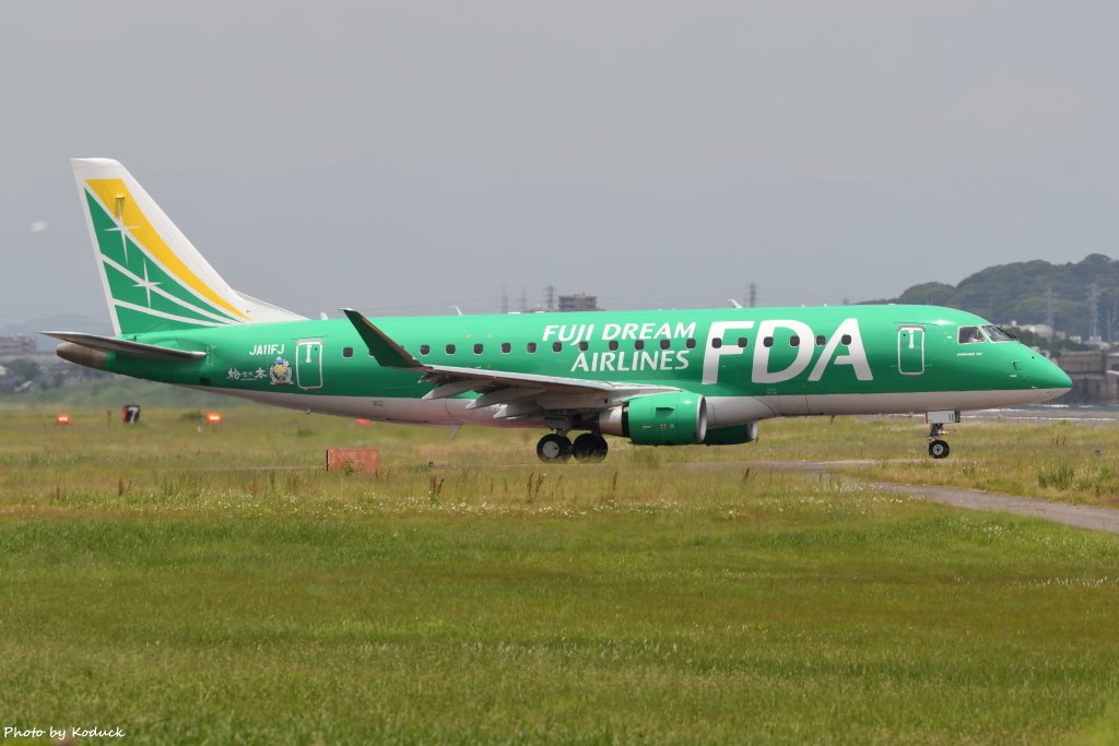 FDA - Fuji Dream Airlines(JA11FJ) Embraer ERJ-175STD@RJNA_5_20190604.JPG