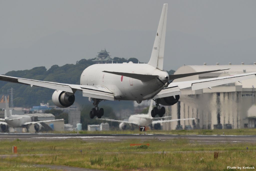 JASDF Boeing KC-767J(87-3601)@RJNA_4_20190604.JPG