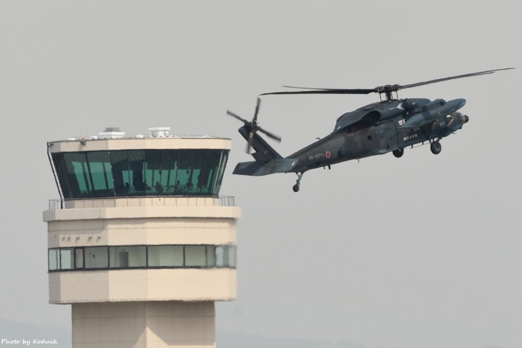 JASDF UH-60J(28-4577)@RJNA_6_20190604.JPG