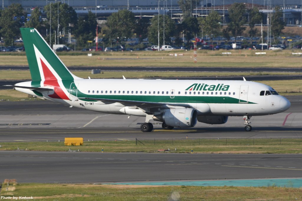 Alitalia A319-111(EI-IMT)@AMS_1_20180718.JPG