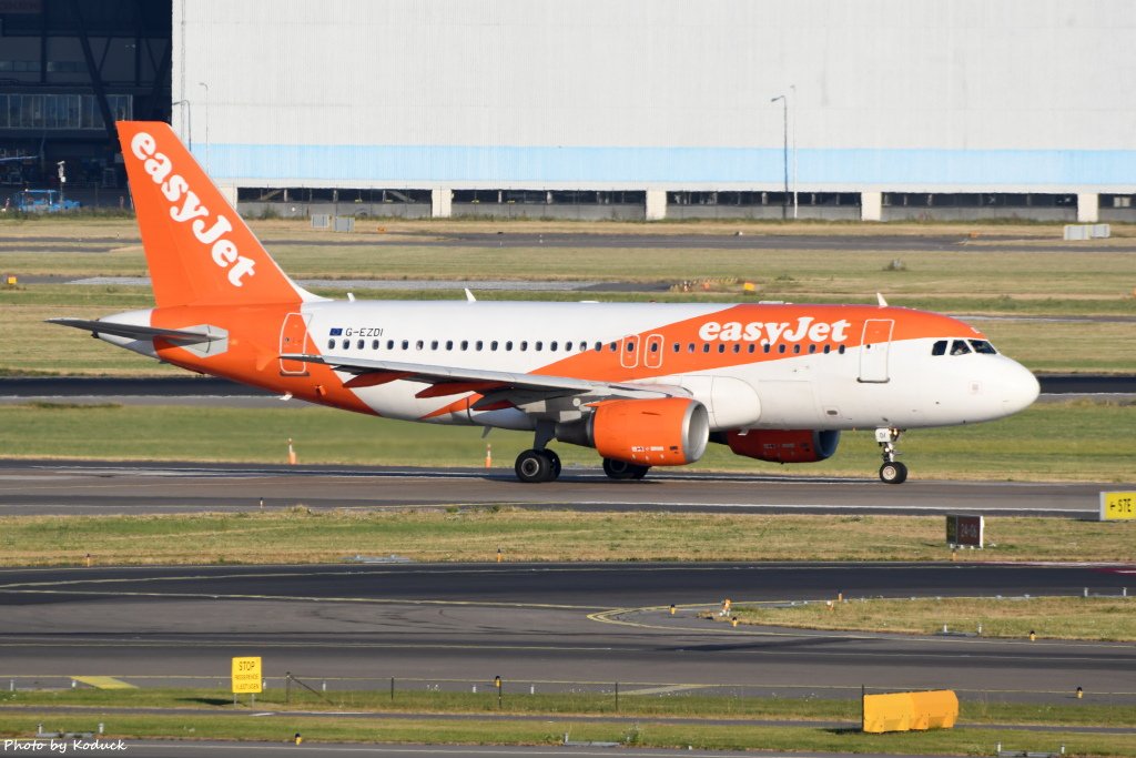 EasyJet A319-111(G-EZDI)@AMS_1_20180718.JPG