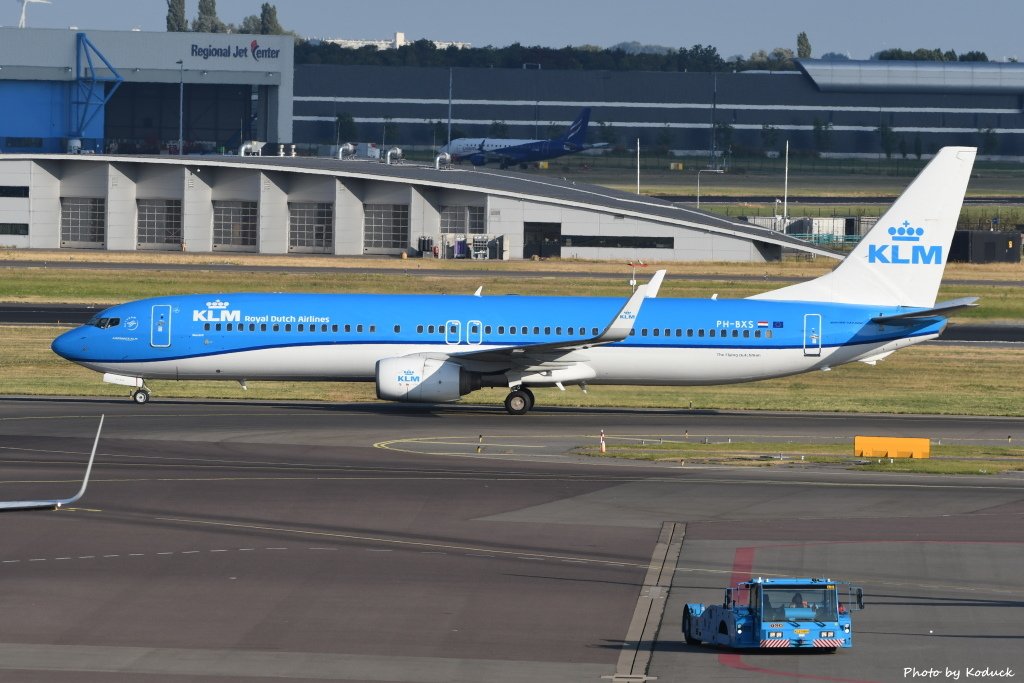 KLM B737-9K2(PH-BXS)@AMS_1_20180718.JPG