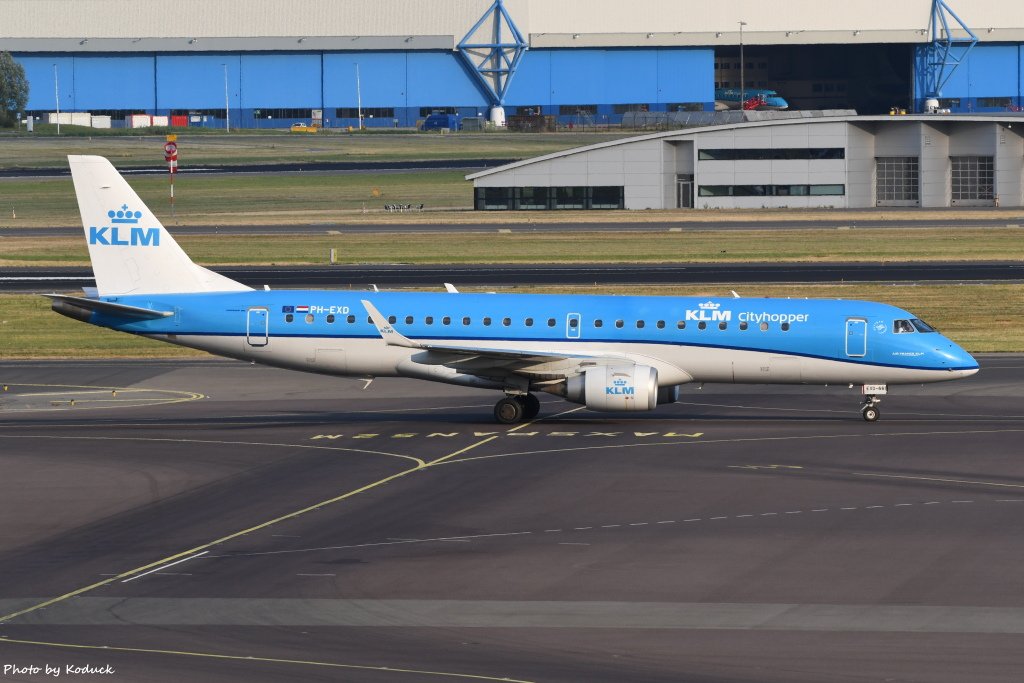 KLM Cityhopper Embraer 190-100STD(PH-EZD)@AMS_1_20180718.JPG