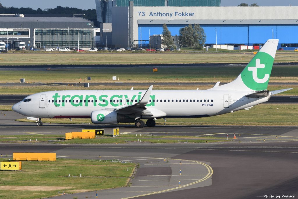 Transavia Airlines B737-8K2(PH-HSW)@AMS_1_20180718.JPG