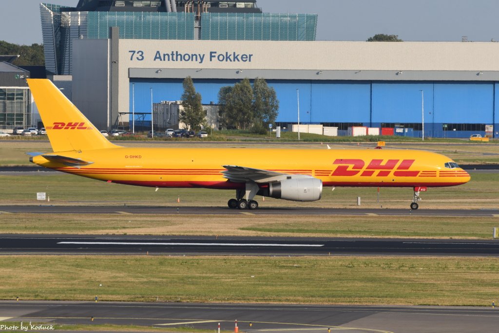 DHL B757-23N(PCF)(G-DHKD)@AMS_2_20180718.JPG