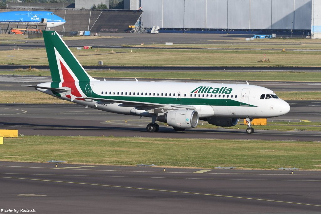 Alitalia A319-111(EI-IMT)@AMS_2_20180718.JPG