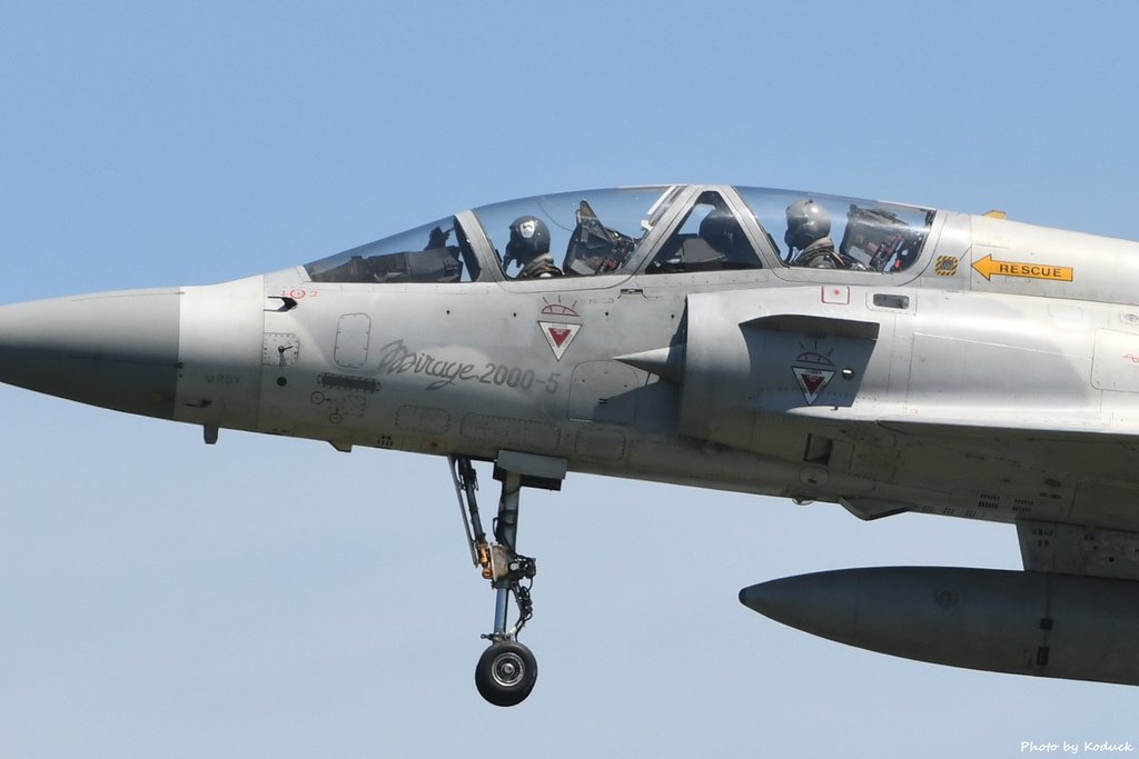 ROCAF Mirage 2000-5DI(2057)@RCPO_3_20210617.JPG