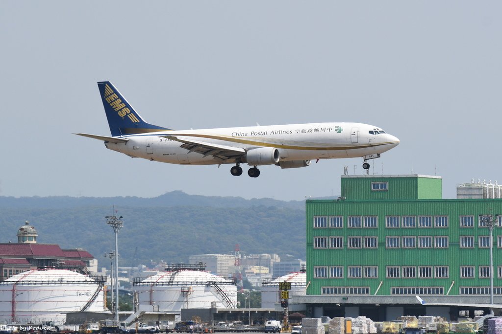 China Postal Airlines B737-46J(SF)(B-2891)@RCTP_1_20210902.JPG