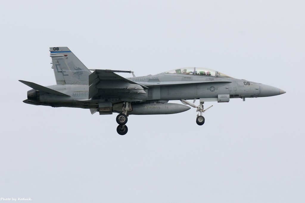 US Marines VMFA(AW)-225 FA-18D Hornet(08)@Atsugi_1(1)_20150515.JPG