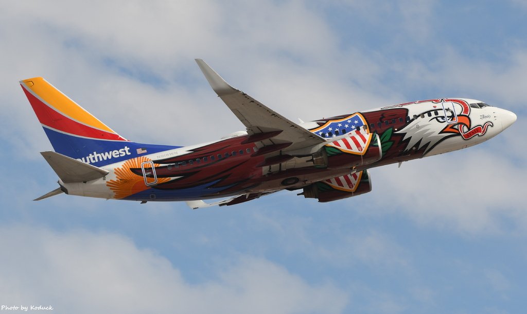 Southwest Airlines B737-7H4(WL)(N918WN)@PHX_3_20180322.JPG