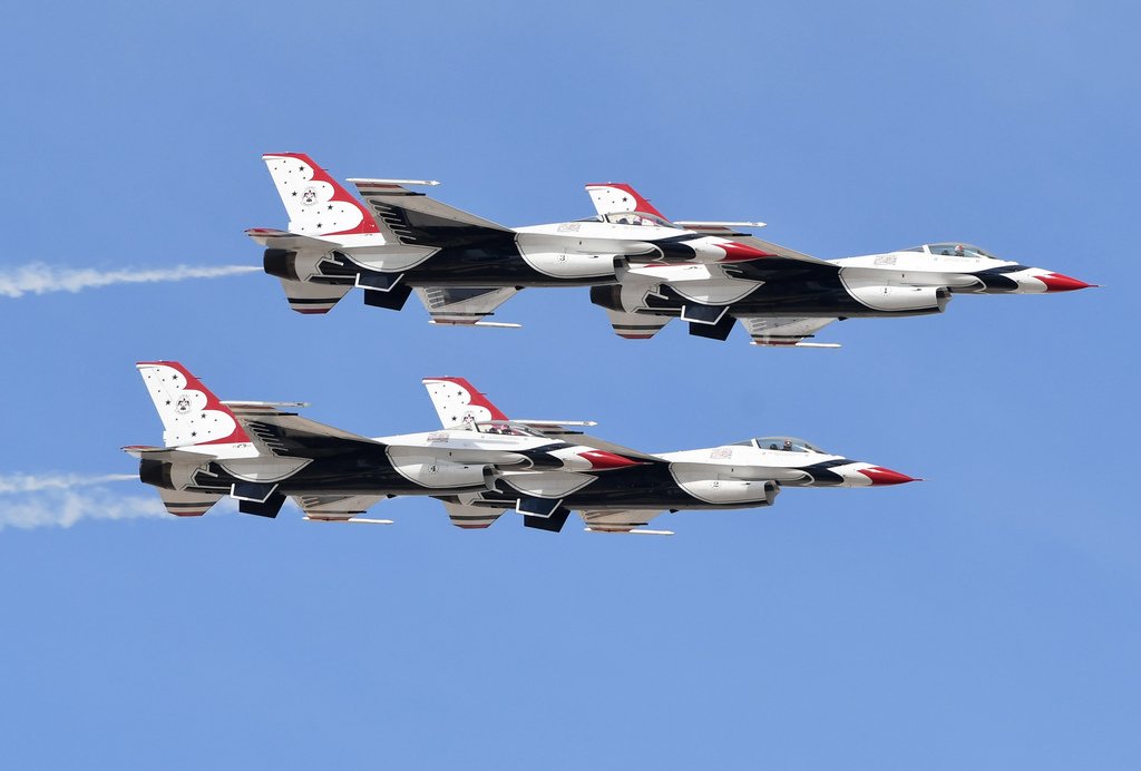 美國空軍雷鳥飛行表演隊、USAF Thunderbirds@