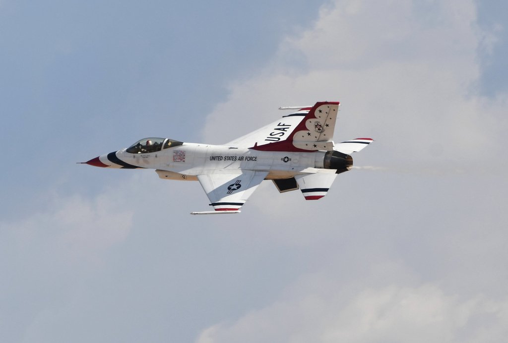 美國空軍雷鳥飛行表演隊、USAF Thunderbirds@