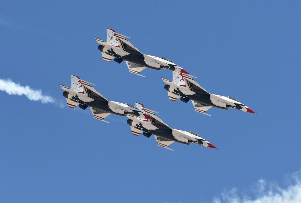 美國空軍雷鳥飛行表演隊、USAF Thunderbirds@