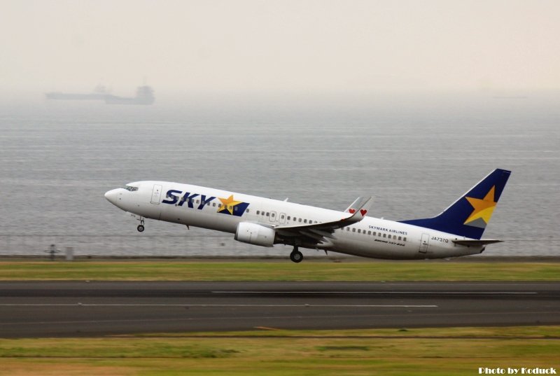 Skymark Airlines B737-86N(JA737Q)@Haneda_1(2)_20100913.jpg