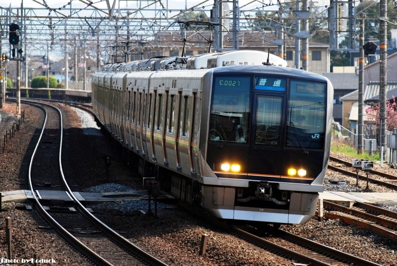 321系電車@山崎西_5(2)_20100228.jpg