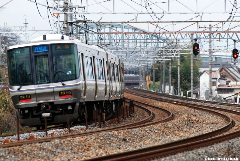 223系電車@山崎東_7(2)_20100228.jpg
