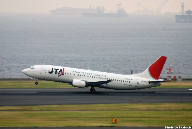 JTA B737-4Q3(JA8940)@Haneda_1(2)_20100913.jpg