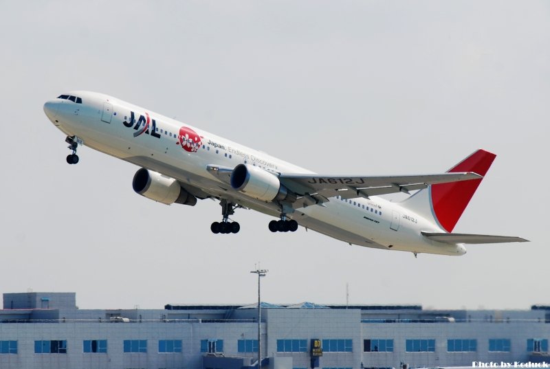 JAL B767-346ER(JA612J)@TIA_1(2)_20101011.jpg