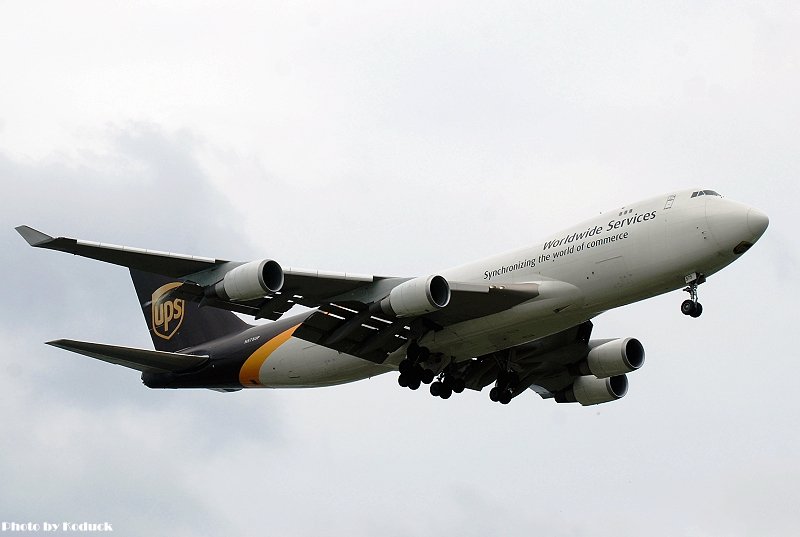 UPS B747-44AF(N575UP)@TIA_1(2)_20100616.jpg