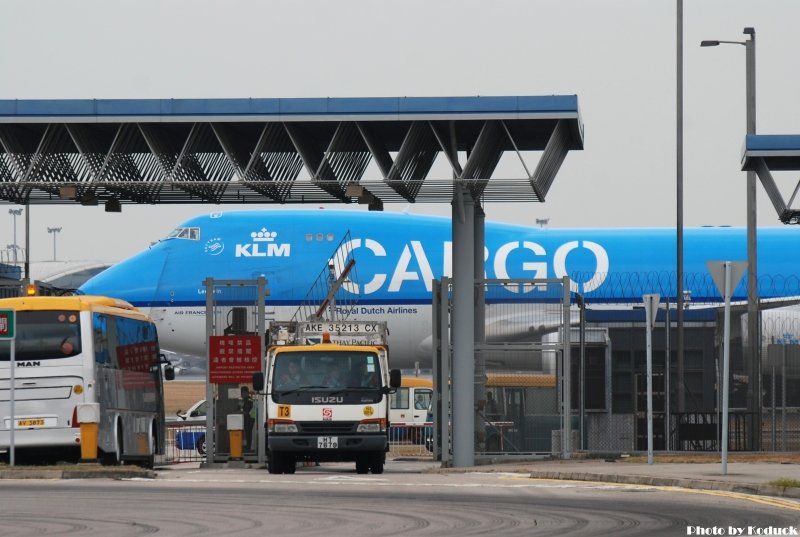 KLM Cargo@VHHH_1(2)_20101211.jpg