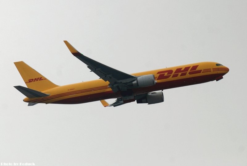 DHL Air B767-3JHF(ER)(WL)(G-DHLF)@VHHH_1(2)_20101212.jpg