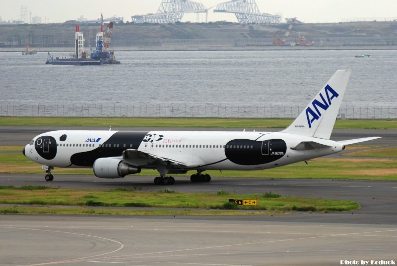 ANA B767-381ER(JA606A)@Haneda_2(2)_20100914.jpg