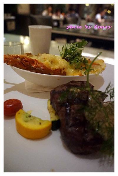 蘇澳瓏山林飯店晚餐8.jpg