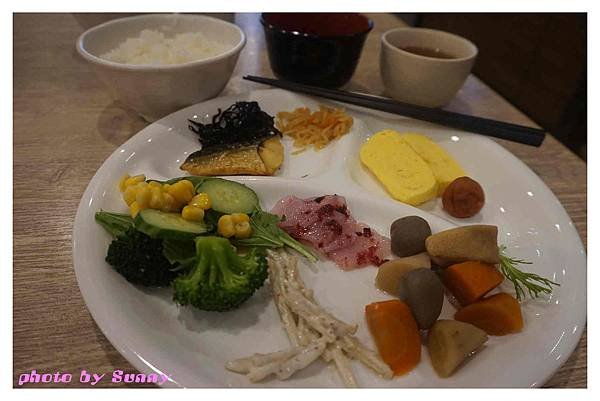 2015北九州自助-Hotel ACTIVE!博多早餐3.jpg