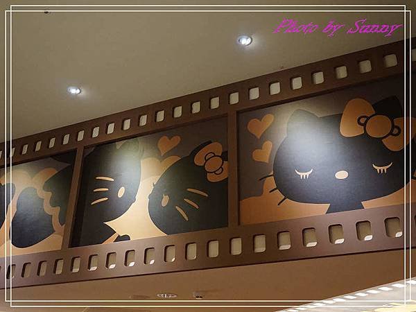 Hello kitty Red Carpet美式餐廳２８.jpg