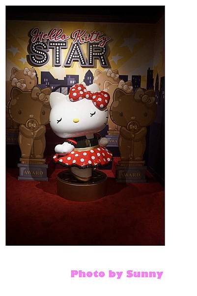 Hello kitty Red Carpet美式餐廳４５.jpg