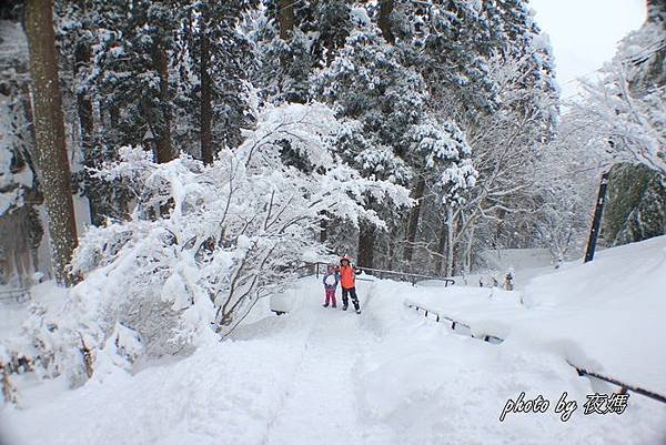 山寺雪