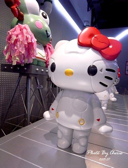 201307ROBOT KITTY互動展029.jpg