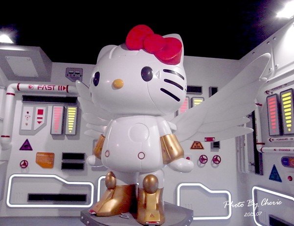 201307ROBOT KITTY互動展043.jpg