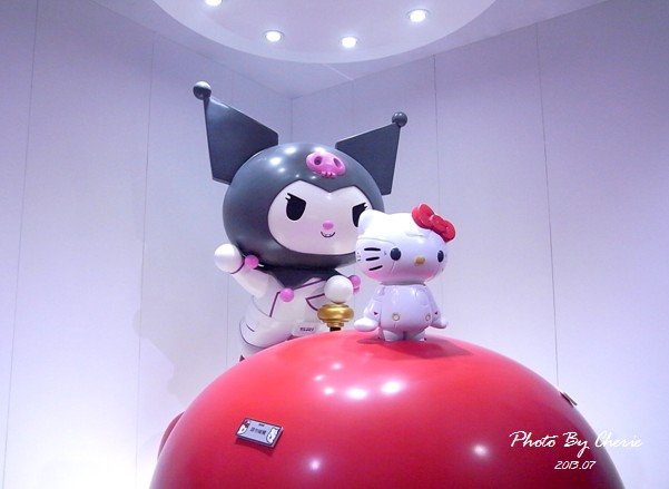 201307ROBOT KITTY互動展086.jpg