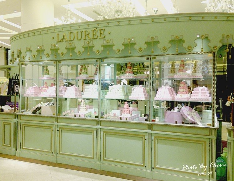 LADUREE005.jpg