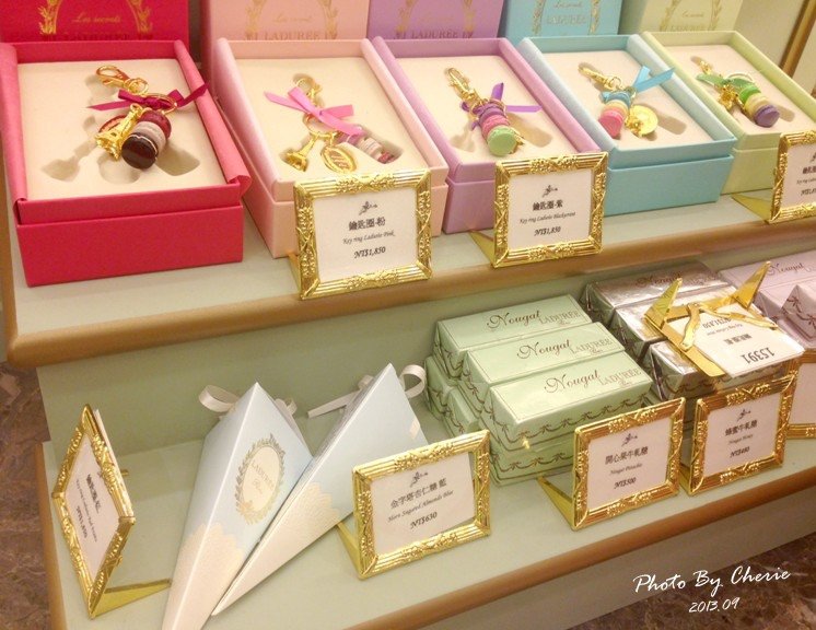 LADUREE004.jpg