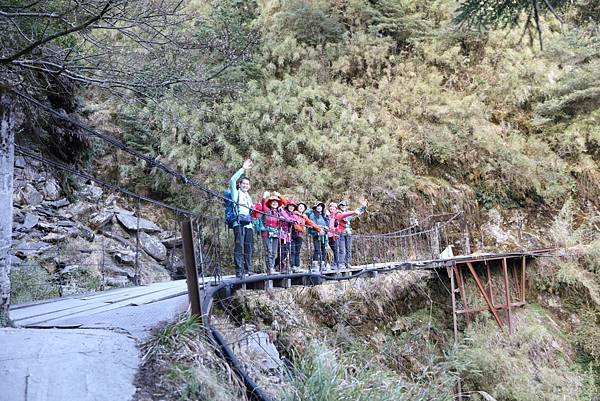 奇萊南華三天兩夜山行點滴-又驚又喜的旅程(2023/4/13