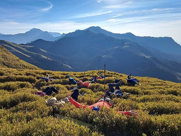 奇萊南華三天兩夜山行點滴-又驚又喜的旅程(2023/4/13