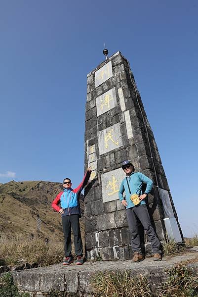 奇萊南華三天兩夜山行點滴-又驚又喜的旅程(2023/4/13