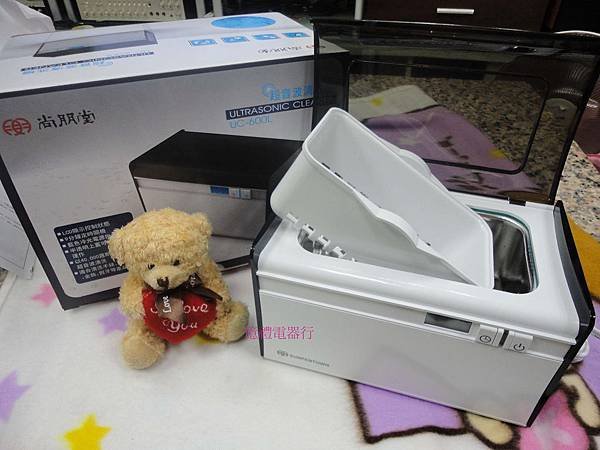 尚朋堂超音波清洗機UC-600L(LCD面板．定時關機功能)