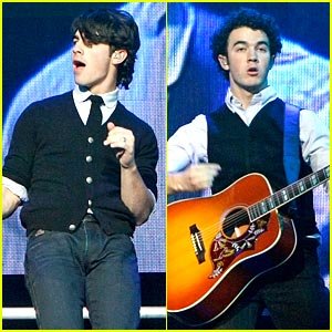 The Jonas Brothers Get Lucky in Las Vegas 