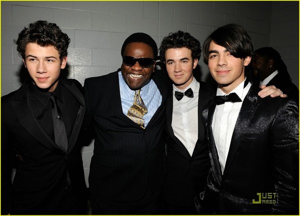 jonas brothers grammy show