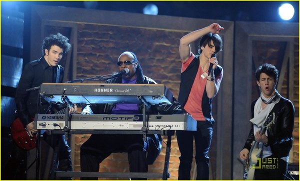 jonas brothers grammy show