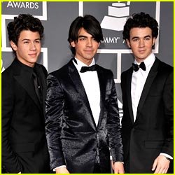 The Jonas Brothers: Twilight Trio? 